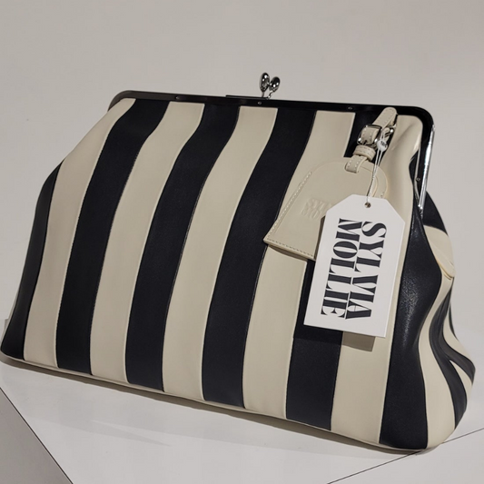 Embossed Premium Leather Kisslock Frame Bag