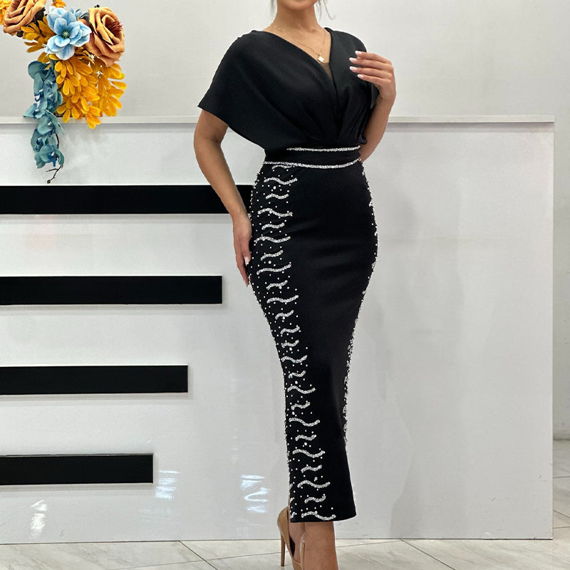 Black V-Neck Slim Dress