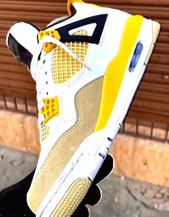 Versatile Chic Sneakers