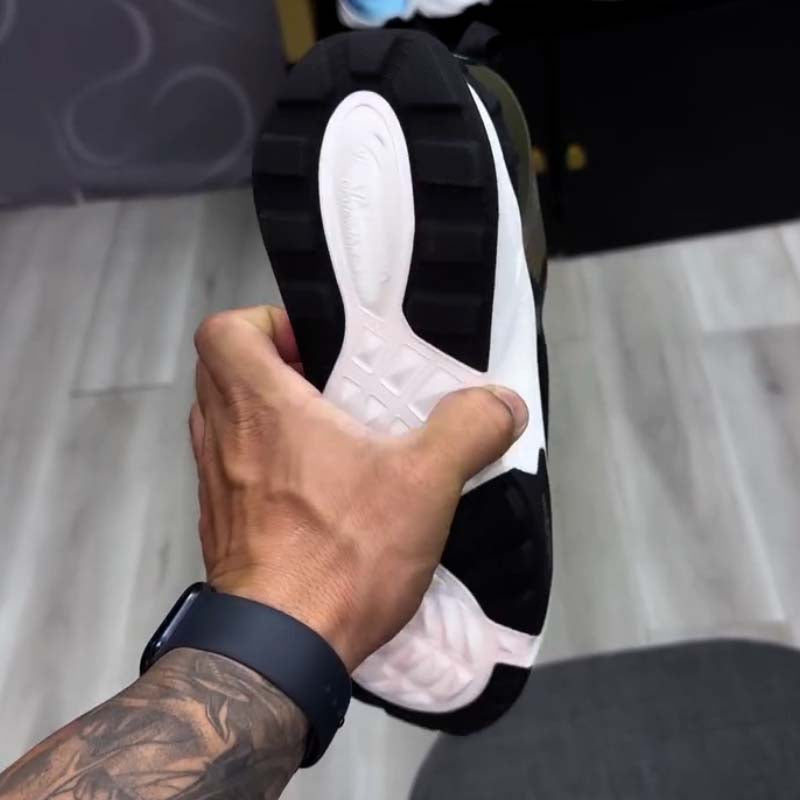 Mixed-Color Versatile Sneakers