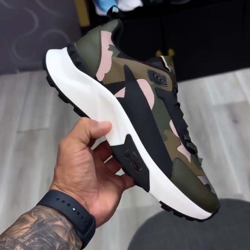 Mixed-Color Versatile Sneakers