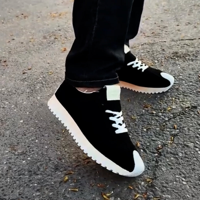 Black Sneakers