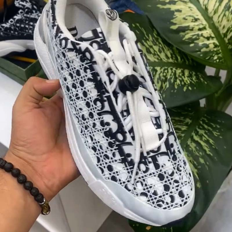 Printed Adjustable Lace-Up Sneakers