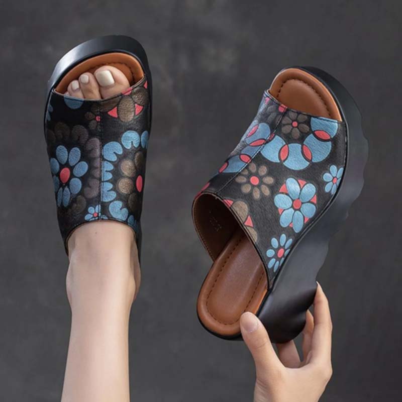 Embroidery Wedge Slippers