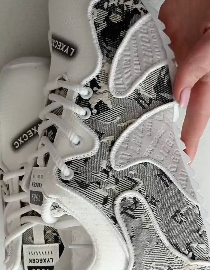 Hiking Non-Slip Sneakers