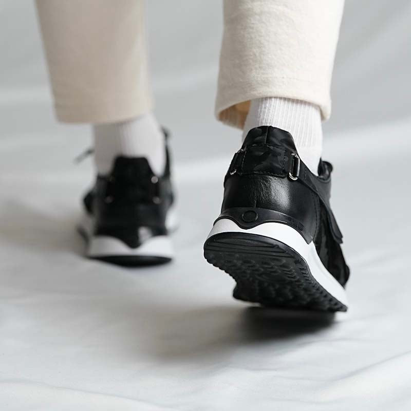 Walking Versatile Sneakers