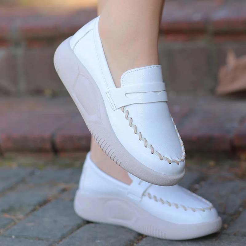 Soft-Sole Casual Sneakers