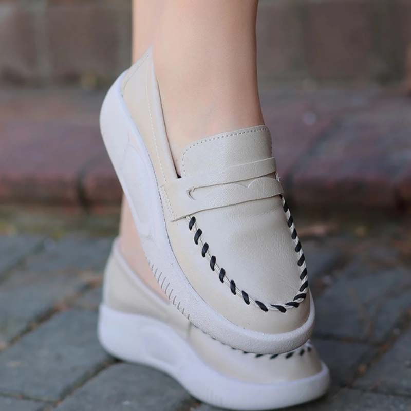 Soft-Sole Casual Sneakers
