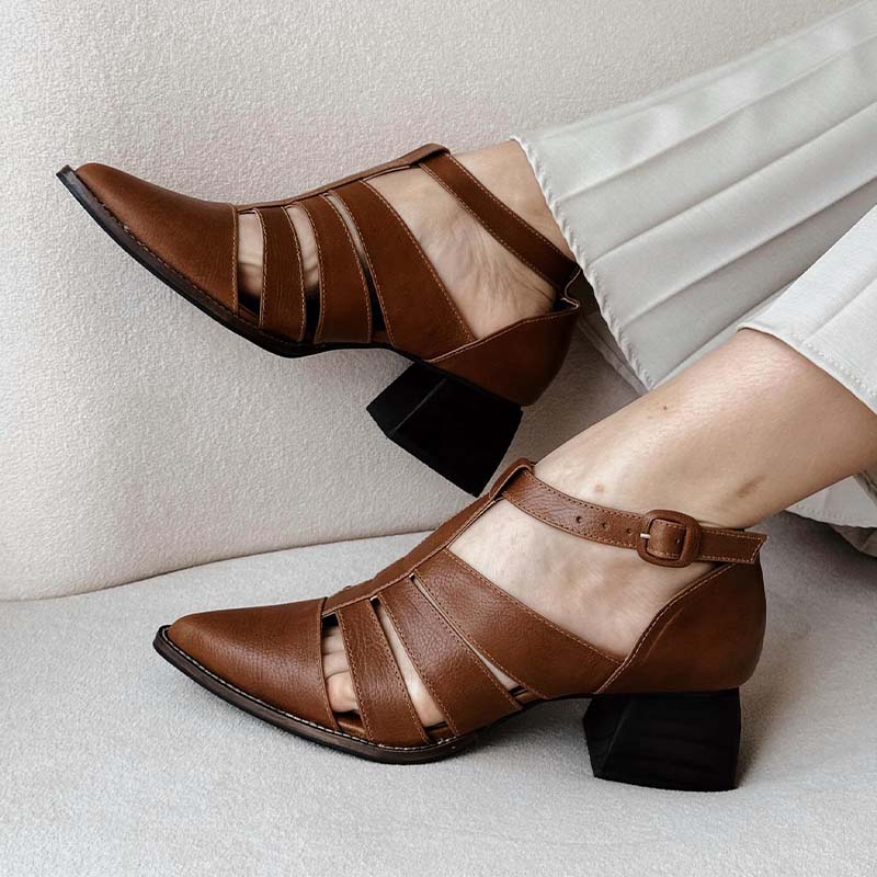 Casual Point-Toe Shoes