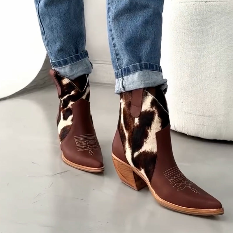 Milk-Color Embroidered Short Boots