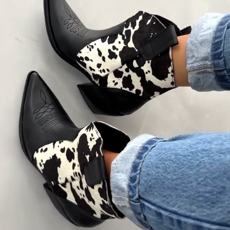 Milk-Color Embroidered Short Boots