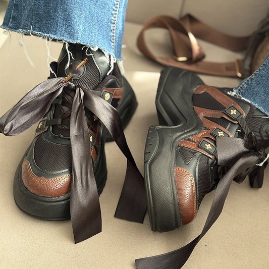 Ribbon-Laced Casual Shoes
