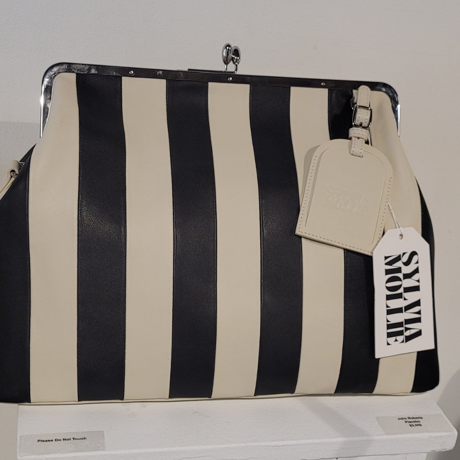 Embossed Premium Leather Kisslock Frame Bag