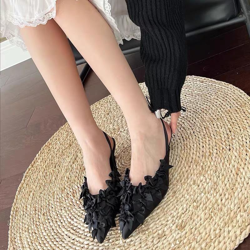 Bow Pointed Sandals