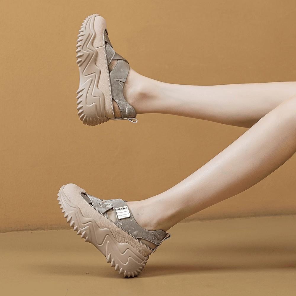 Hollow Heightening Casual Sandals