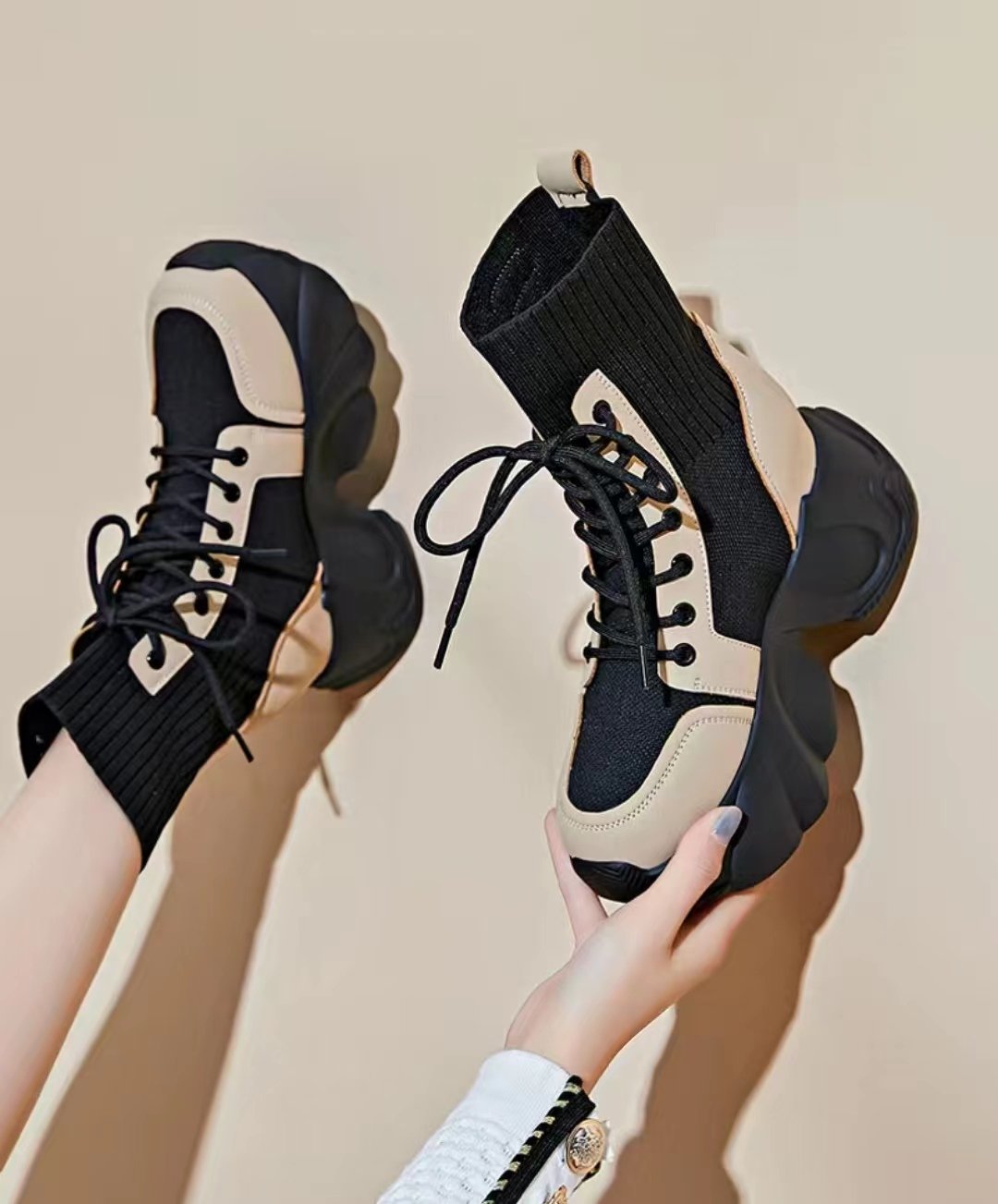 Versatile Flywoving Stretch Boots