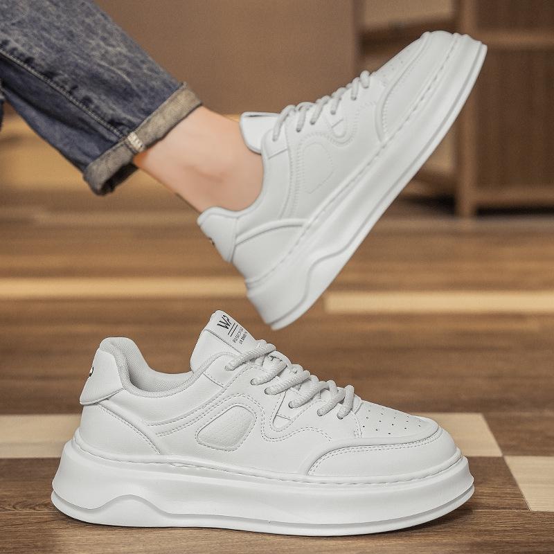 Lightweight Casual Shoes