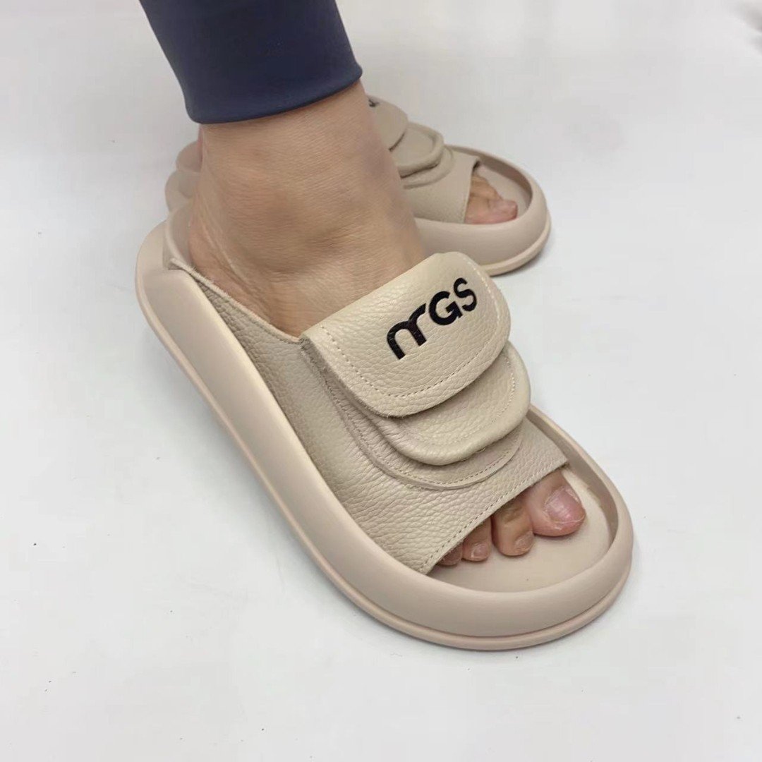 Rubber Genuine Leather Soft Flat Sandals