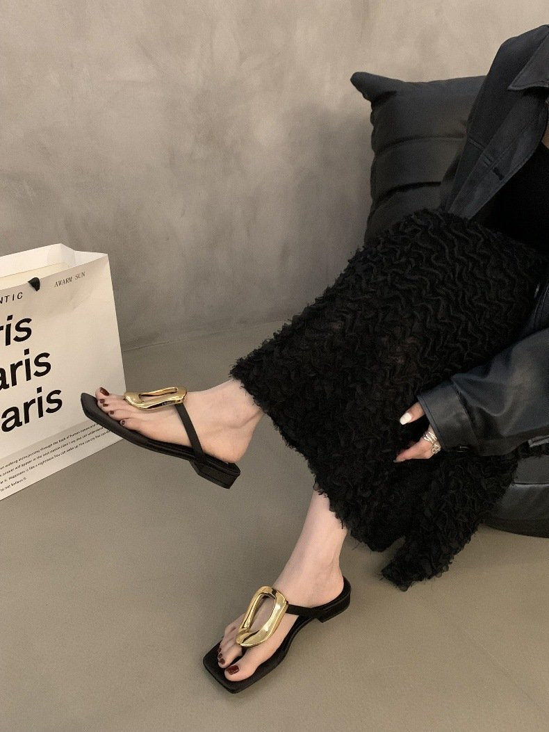 Buckle Clip-Toe Slippers