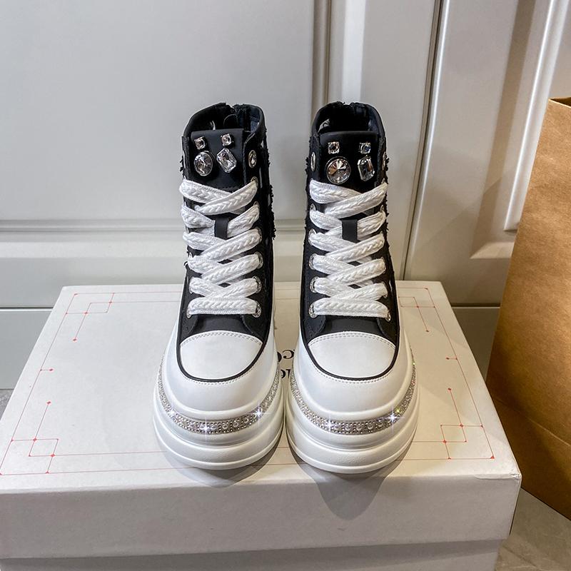 Walking Crystal Mid Heels Shoes