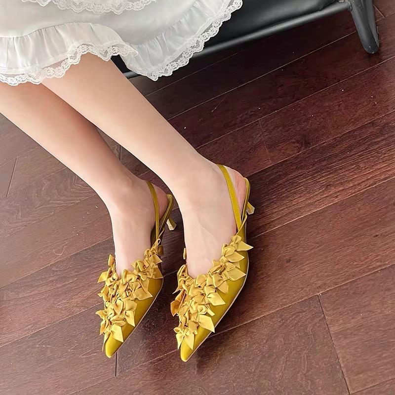 Bow Pointed Sandals