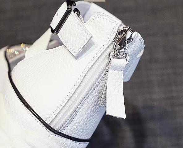 Gothic Thick-Sole Leather Rhinestone Sandals