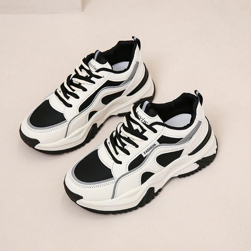 Comfortable Lightweight Sports Shoes
