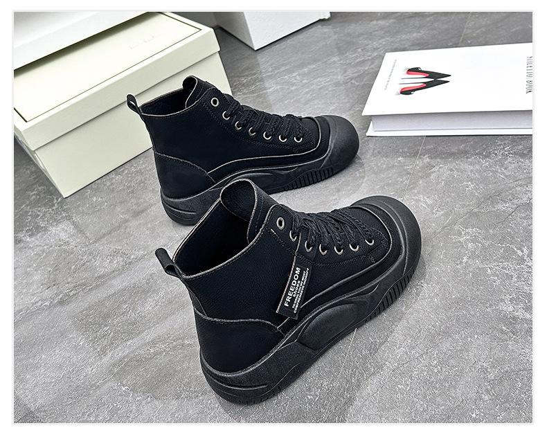 Soft Leather Lightweight Sports Shoes
