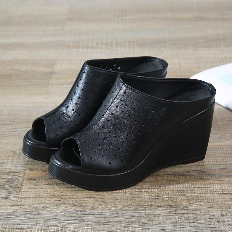 Soft Leather Fish Mouth Slippers