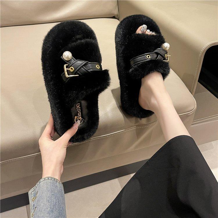 Color Matching Warm Fluffy Slippers
