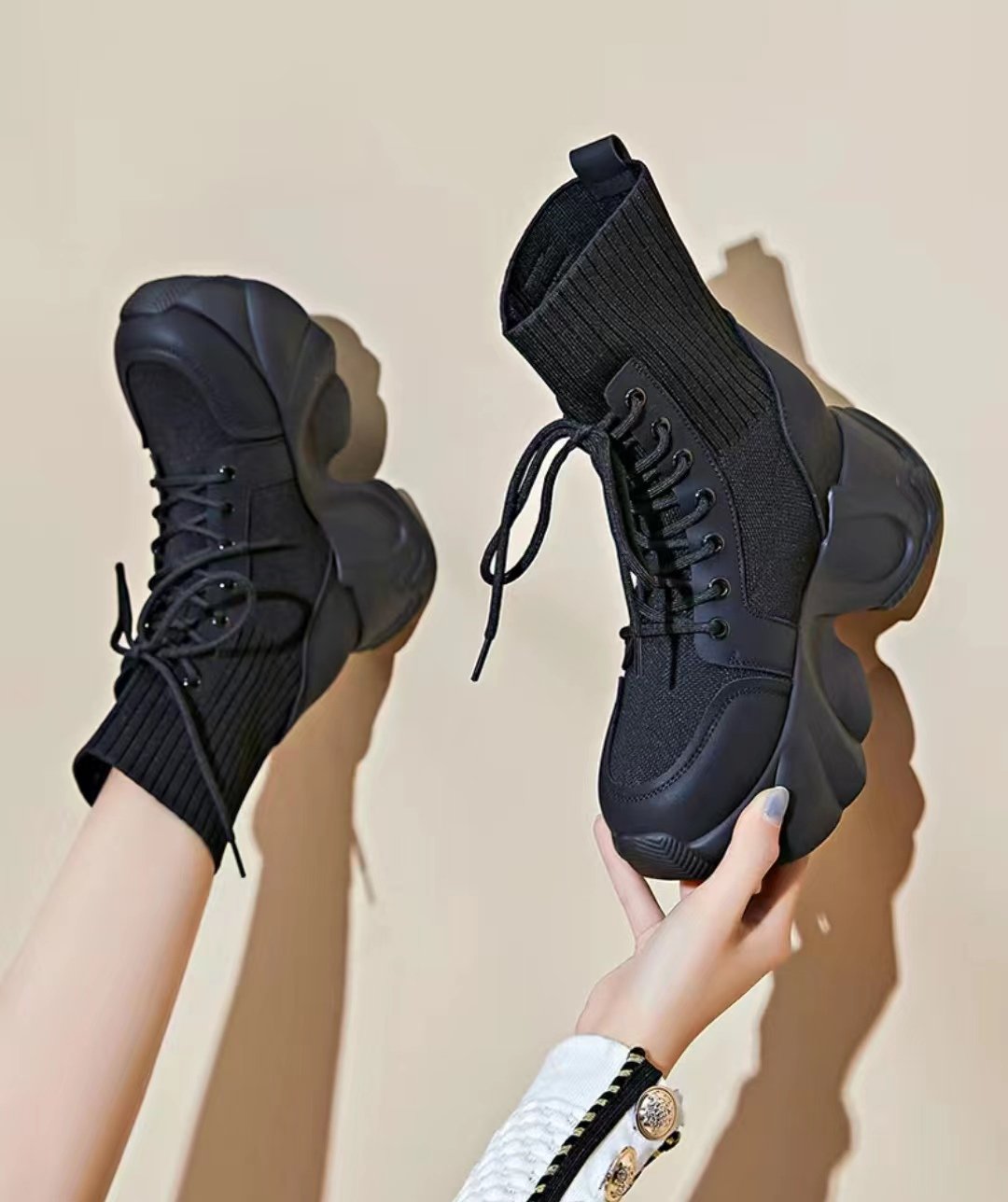 Versatile Flywoving Stretch Boots