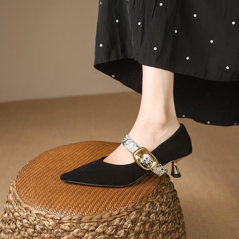 Black Pointed Toe Shoes