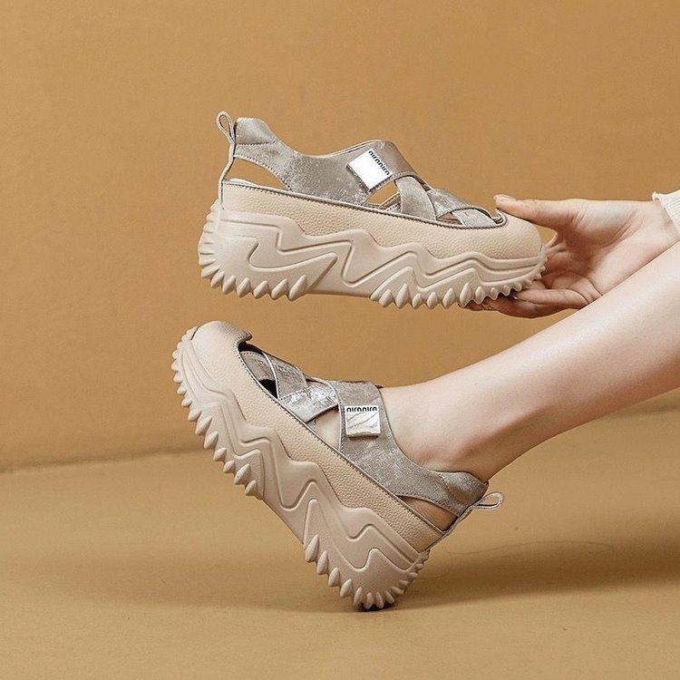Hollow Heightening Casual Sandals