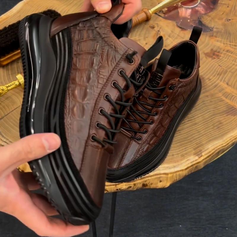 Comfy Leather Casual Sneakers