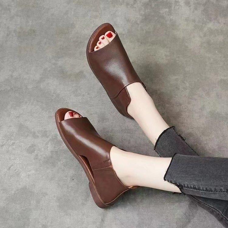 Retro Versatile Leather Shoes