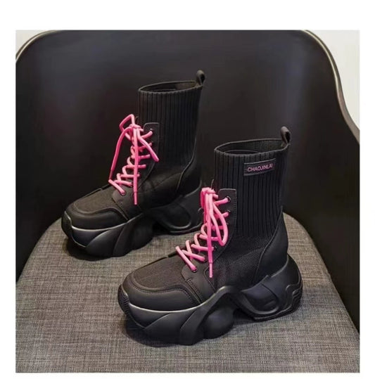 Versatile Flywoving Stretch Boots