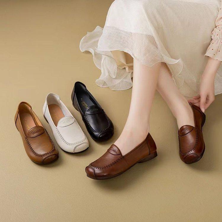 Soft Casual Flat Shoes