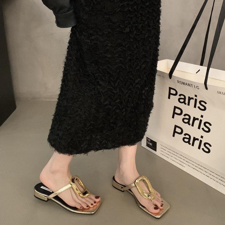 Buckle Clip-Toe Slippers