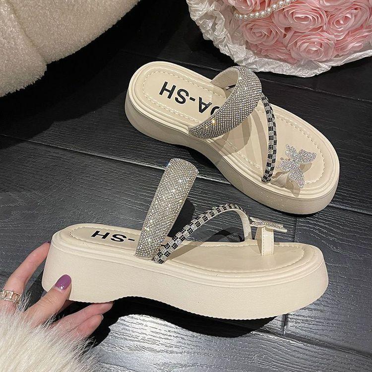 Versatile Rhinestone Muffin Clip Toe Slippers