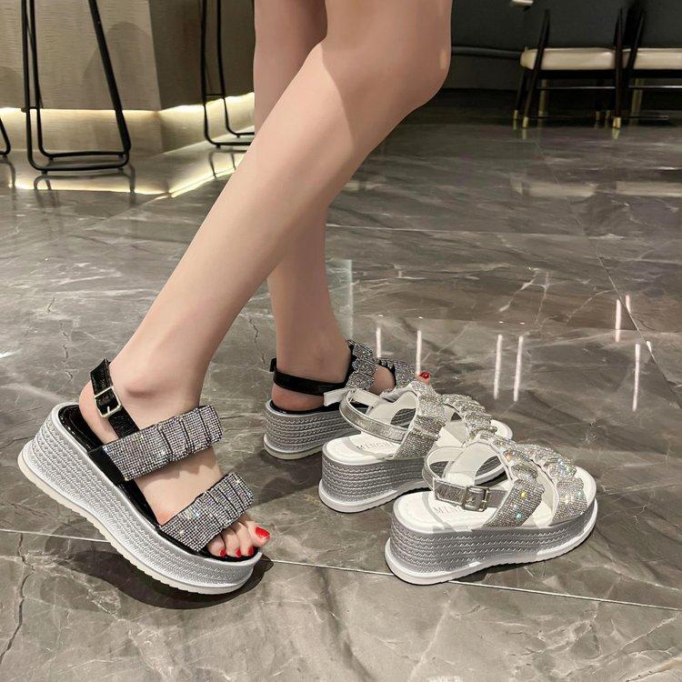 Cool Platform Crystals Heightening Sandals