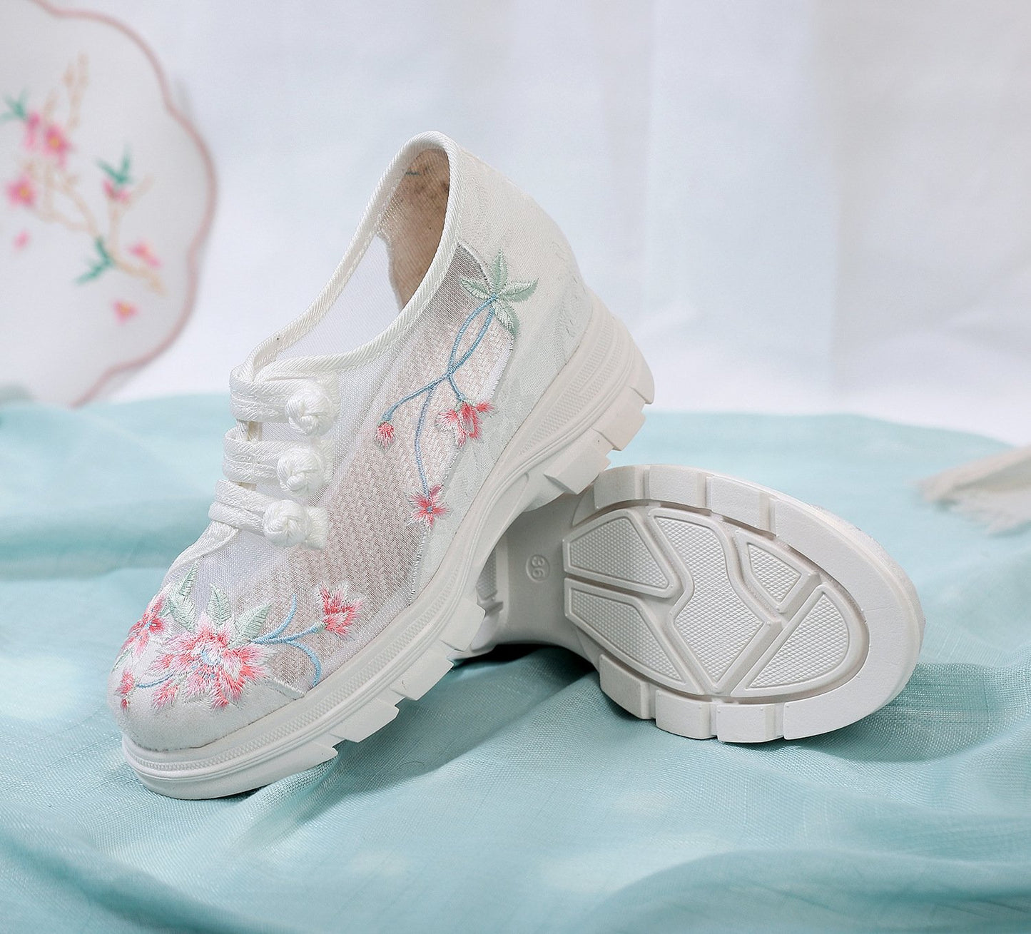 Flower Embroidered Breathable Soft Shoes