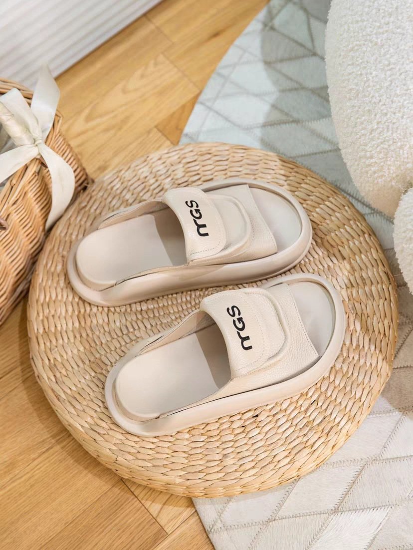 Rubber Genuine Leather Soft Flat Sandals