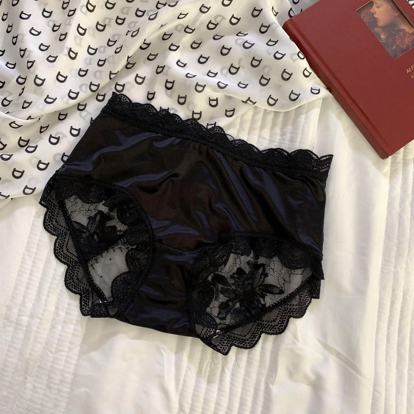 Hollow Lace Breathable Gynecological Panties