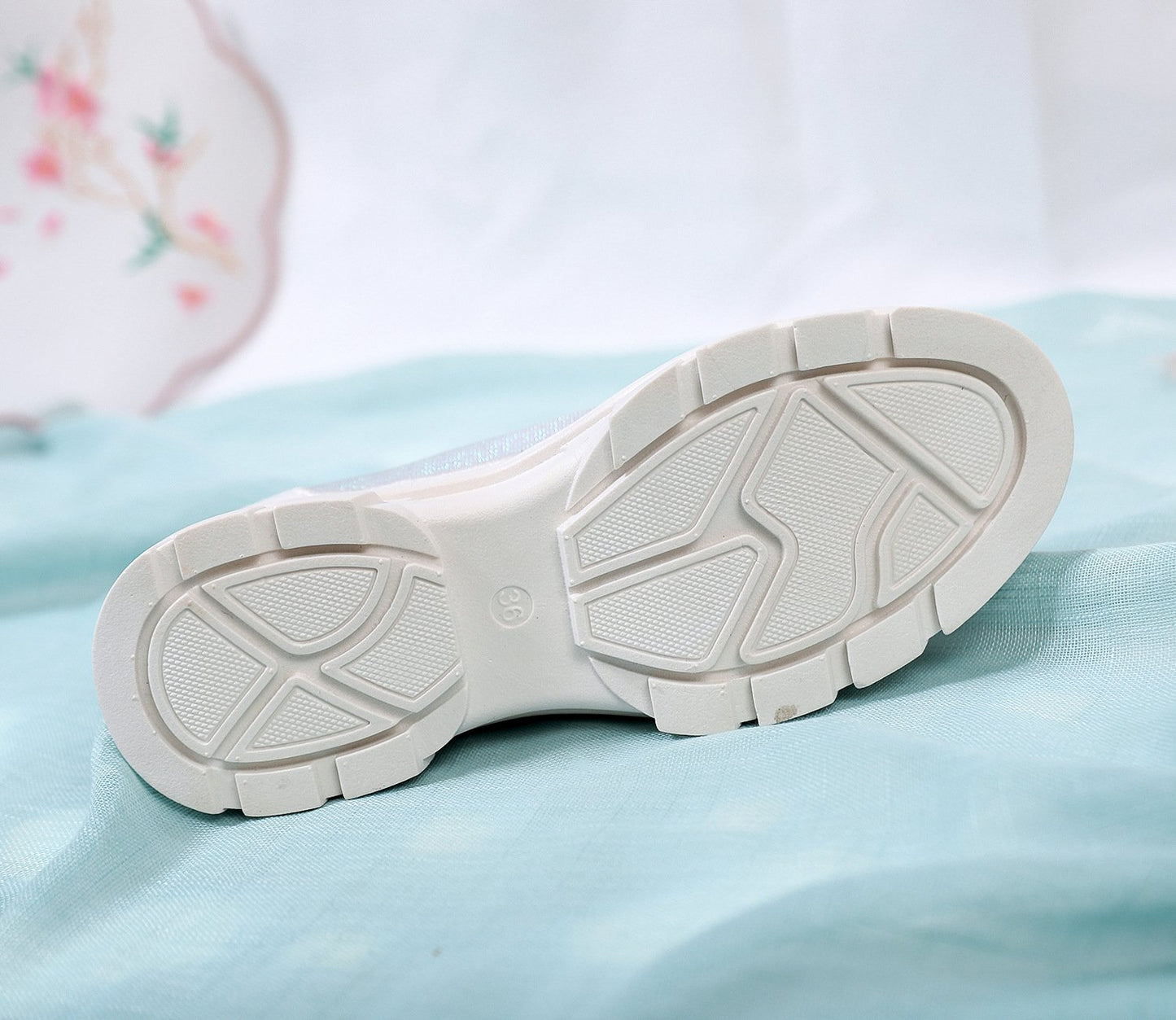 Flower Embroidered Breathable Soft Shoes