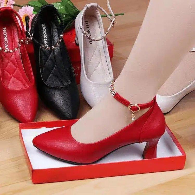 Soft Non-Slip Buckle Shoes