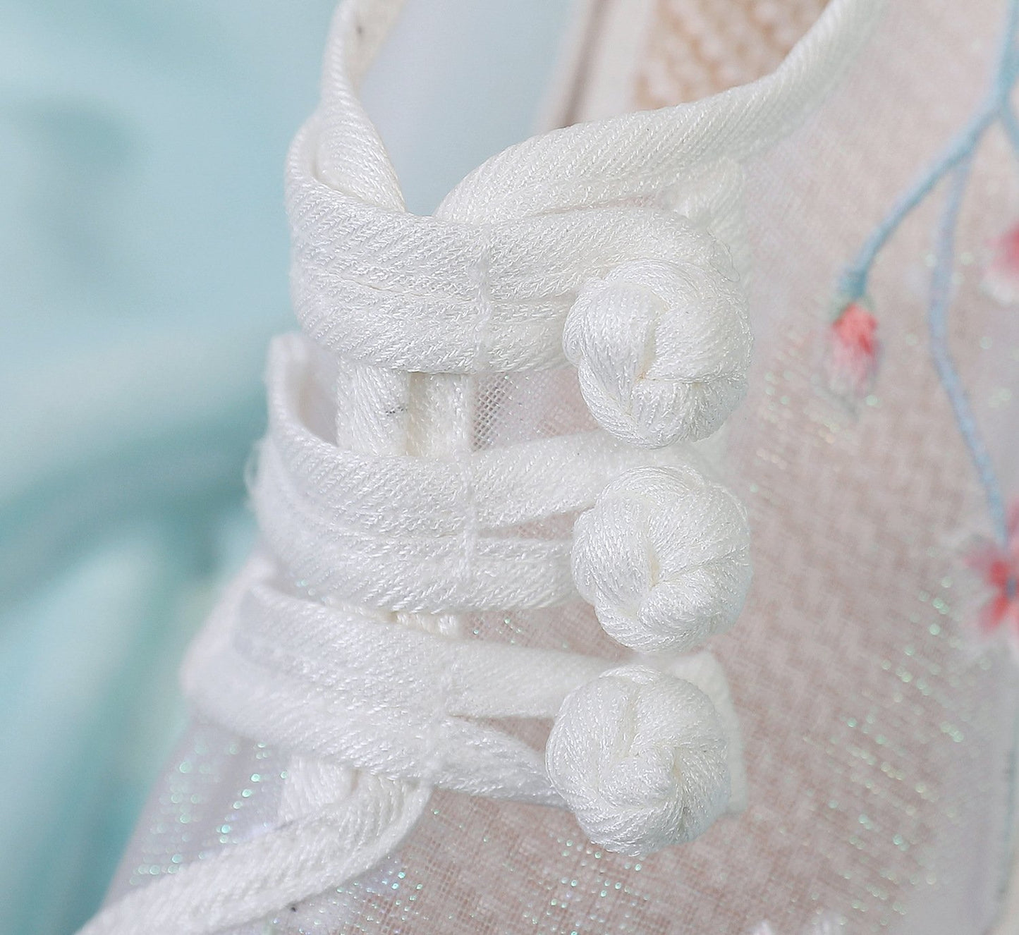 Flower Embroidered Breathable Soft Shoes