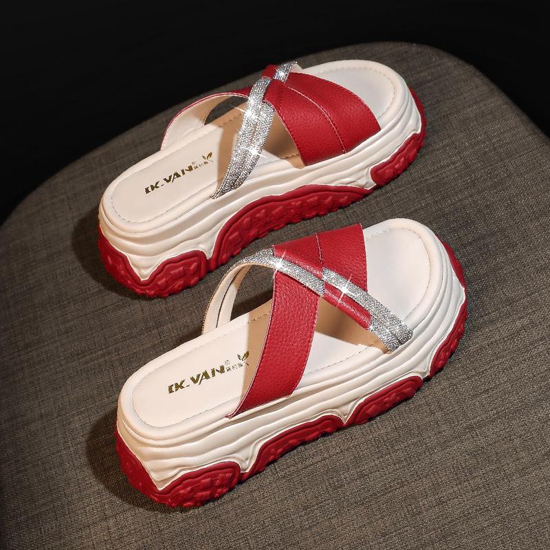 High Quality Increase Comfortable Muffin Slippers