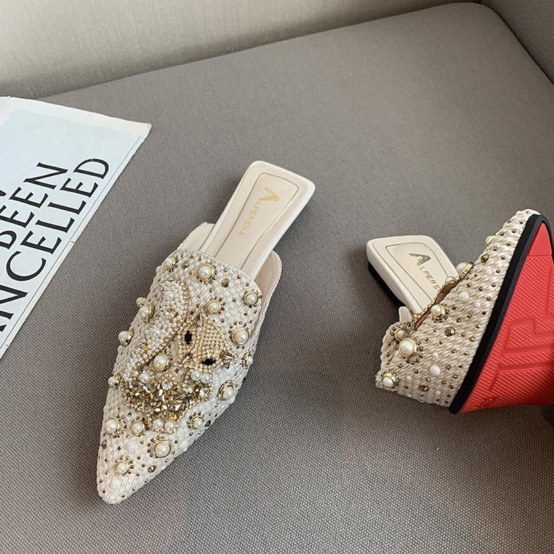 Muller Pearl Versatile Nine Tail Fox Slippers