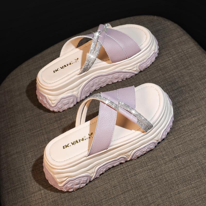 High Quality Increase Comfortable Muffin Slippers