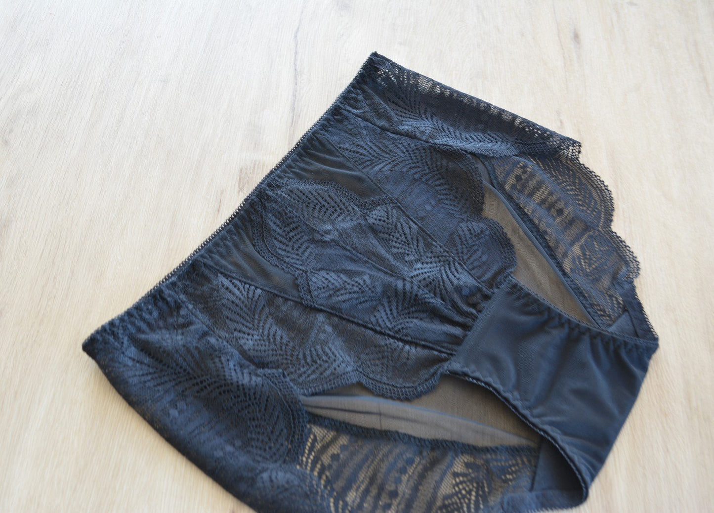 Lace Mesh Antibacterial Gynecological Panties